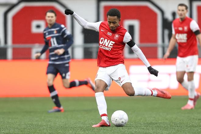 利也在于他 利也在于他