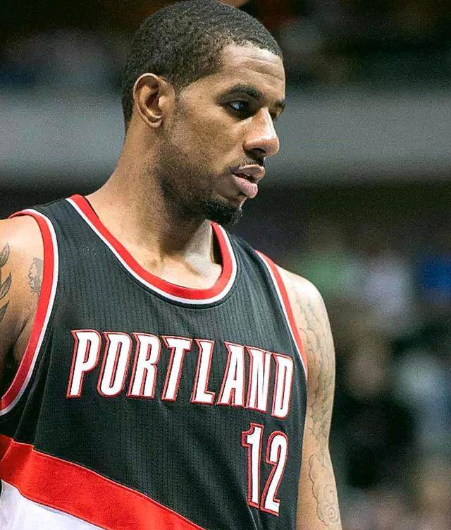 篮网签下前 篮网签下前